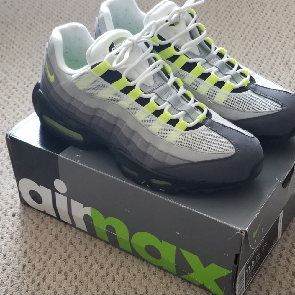 AirMax 95 OG black, Grey, and neon green (volt)